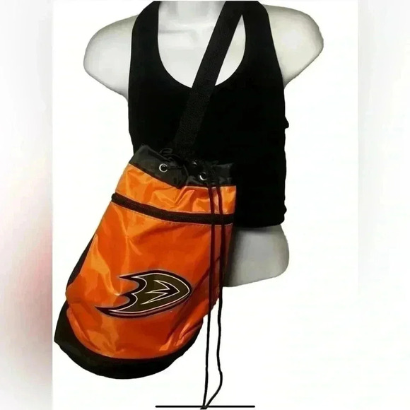 Anaheim Ducks Soft Side Cooler Backpack Bag - Picture 1 of 4